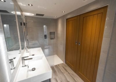 loft conversion Osterley: bathroom
