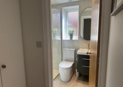 En suite bathroom in a Windsor rear dormer loft conversion