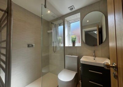En suite bathroom in a Windsor rear dormer loft conversion