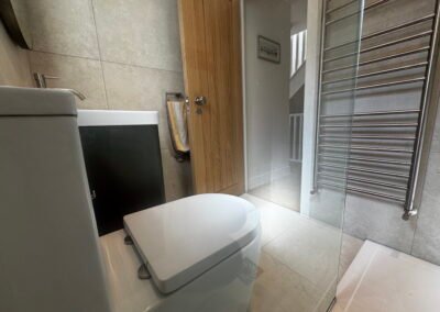 En suite bathroom in a Windsor rear dormer loft conversion