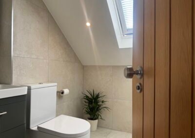 En suite bathroom in a Windsor rear dormer loft conversion