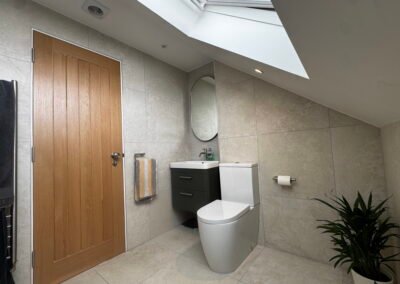 En suite bathroom in a Windsor rear dormer loft conversion