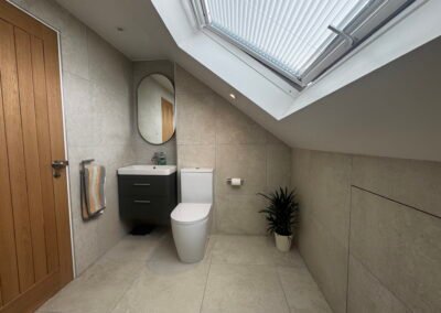 En suite bathroom in a Windsor rear dormer loft conversion