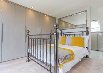 Loft Conversion in Edgware: master bedroom decor