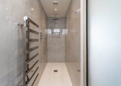 Loft Conversion in Edgware: bathroom design